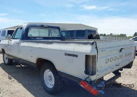 1984 Dodge D-Series D150 z USA, uszkodzony, nr VIN 1B7FD14TXES212358